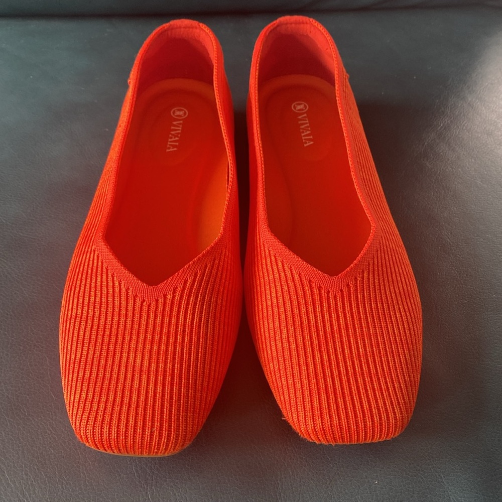 Vivaia Margot Square Toe Flats size EU 41.5